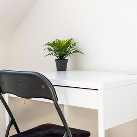 Contractors, Families, Tourists & Groups Welcome Sleeps Upto 9, Garden, Pet Allowed, Parking Included! Birmingham Exteriér fotografie