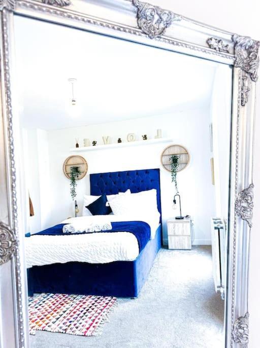 Contractors, Families, Tourists & Groups Welcome Sleeps Upto 9, Garden, Pet Allowed, Parking Included! Birmingham Exteriér fotografie