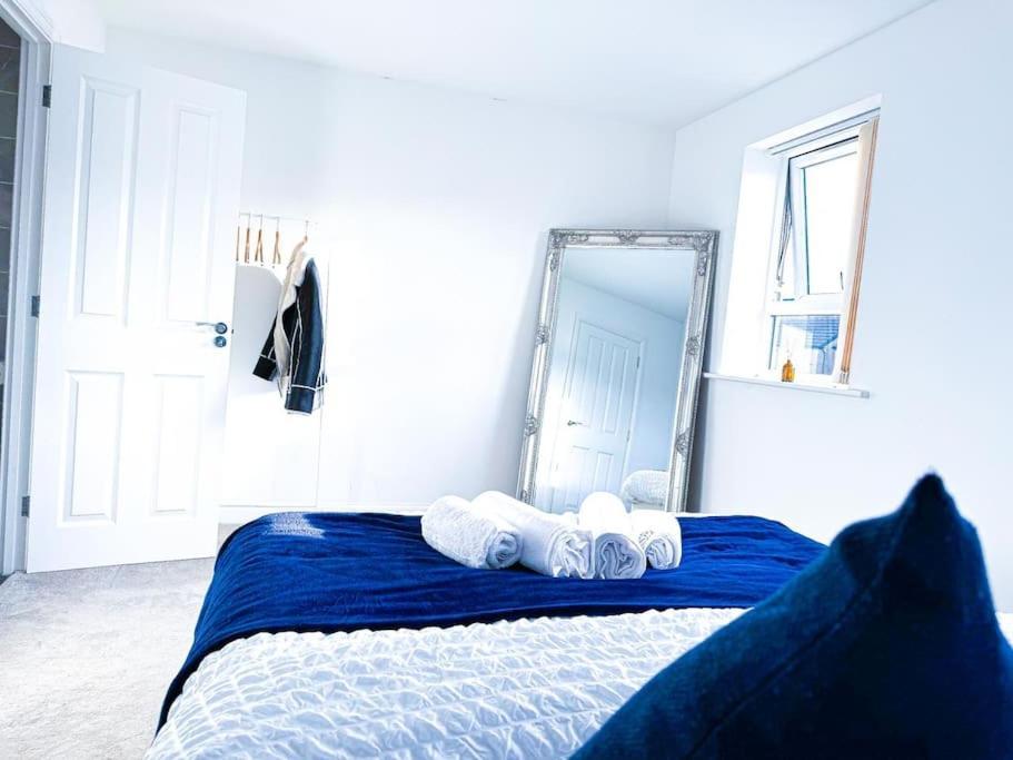 Contractors, Families, Tourists & Groups Welcome Sleeps Upto 9, Garden, Pet Allowed, Parking Included! Birmingham Exteriér fotografie