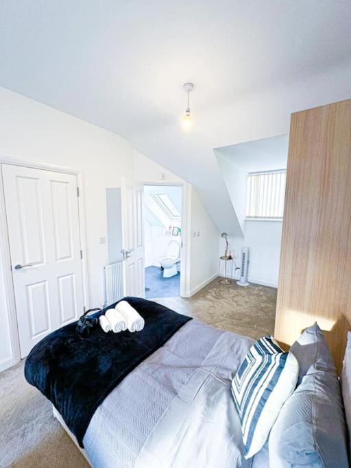 Contractors, Families, Tourists & Groups Welcome Sleeps Upto 9, Garden, Pet Allowed, Parking Included! Birmingham Exteriér fotografie
